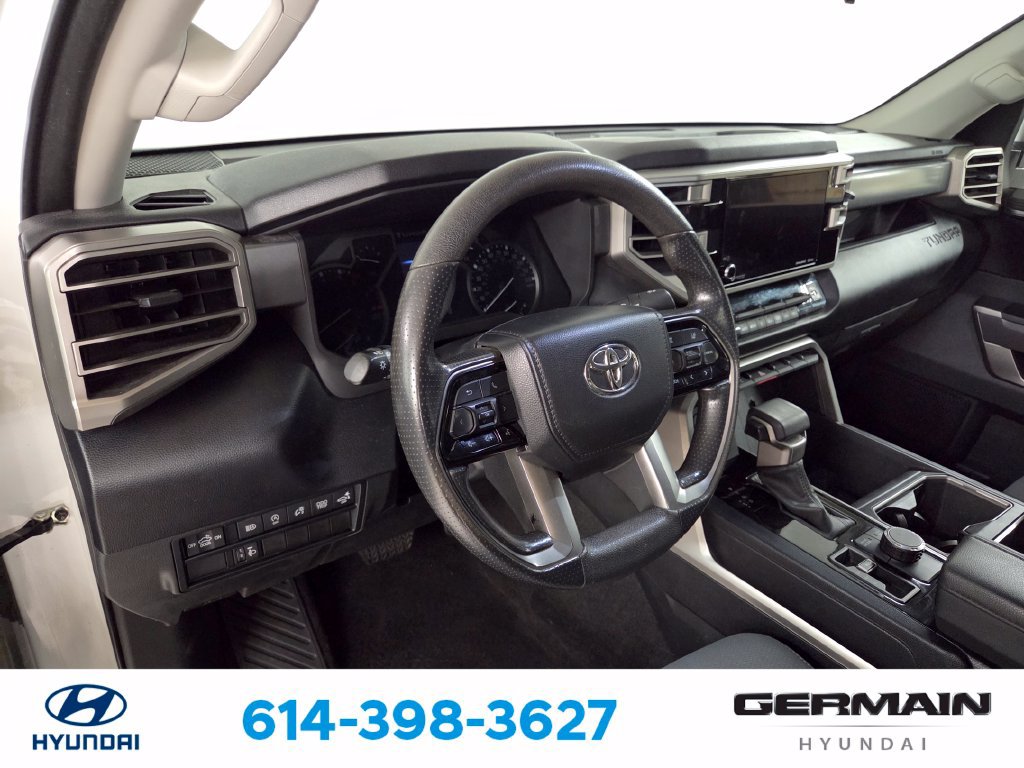 Used 2023 Toyota Tundra SR5 w/ SR5 Convenience Package AWD/4WD image 18