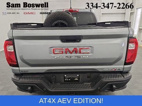 Used 2024 GMC Canyon AT4X w/ AT4X AEV Edition AWD/4WD image 7