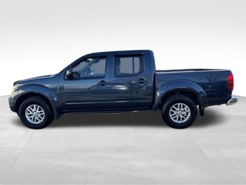 Used 2017 Nissan Frontier SV w/ SV Value Truck Package image 2