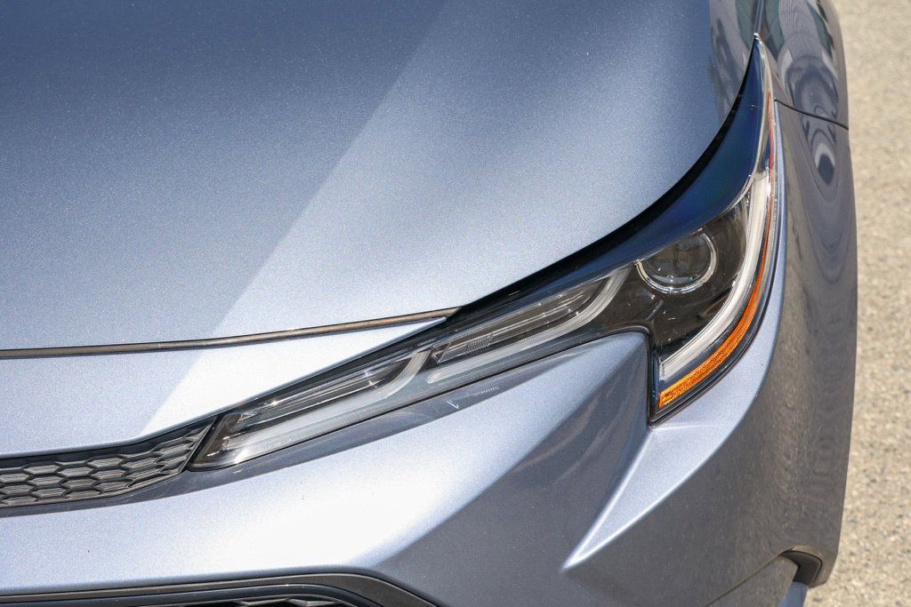 Used 2020 Toyota Corolla LE FWD image 11