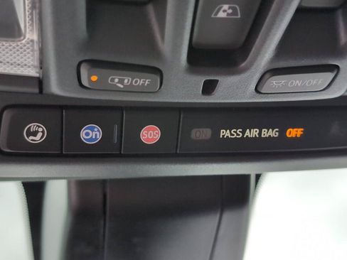 Used 2022 Chevrolet Silverado 2500 High Country w/ LPO, Hitch Package AWD/4WD image 17