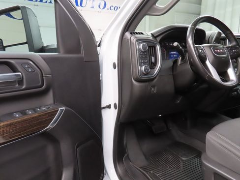 Used 2022 GMC Sierra 2500 SLE w/ SLE Value Package; image 52