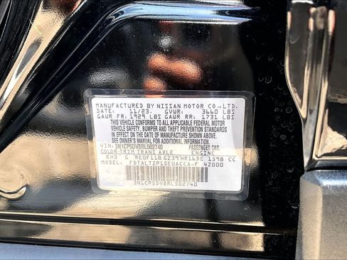 Certified 2024 Nissan Kicks SR w/ SR Premium Package FWD image 34