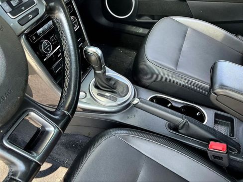 Used 2019 Volkswagen Beetle 2.0T SE image 12