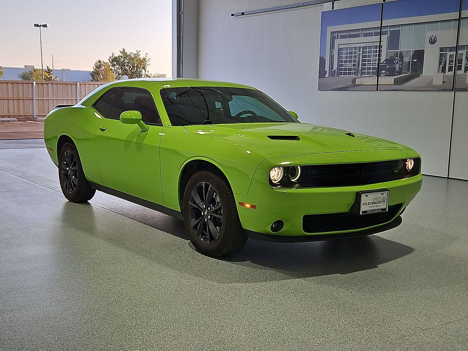 Used 2023 Dodge Challenger SXT w/ Blacktop Package AWD/4WD image 2