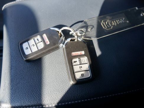 Used 2019 Honda CR-V EX-L image 2