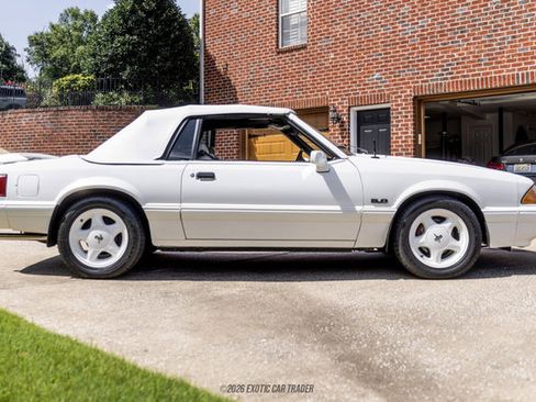 Used 1993 Ford Mustang LX RWD image 19