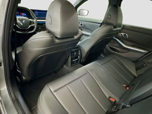 Used 2025 BMW 330i xDrive Sedan image 29