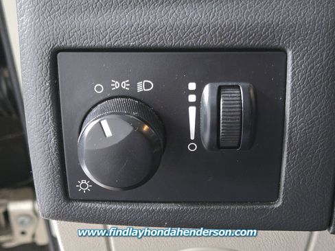 Used 2006 Chrysler 300 image 26