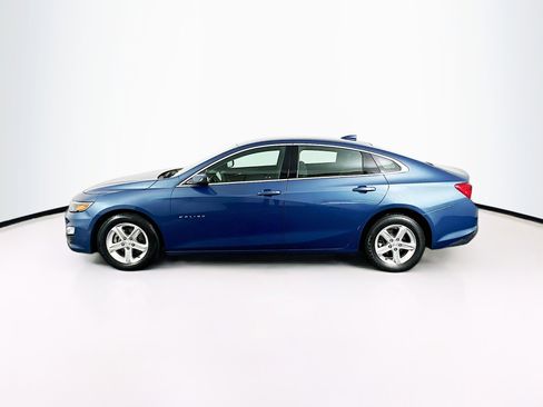 Used 2024 Chevrolet Malibu LT image 4