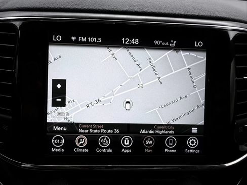Used 2019 Jeep Grand Cherokee Limited w/ Luxury Group II AWD/4WD image 38