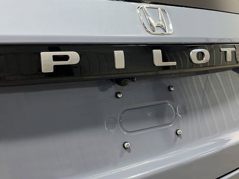 New 2026 Honda Pilot Elite image 7