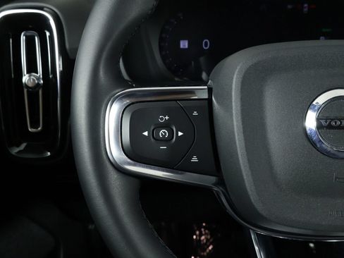 Certified 2023 Volvo C40 P8 Recharge Plus w/ Climate Package AWD/4WD image 10