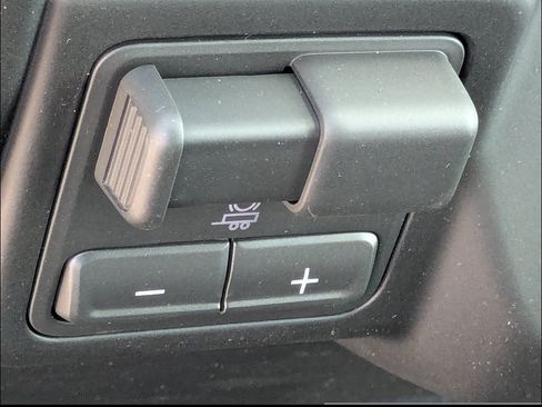 New 2026 Chevrolet Silverado 2500 Custom w/ Custom Value Package AWD/4WD image 24