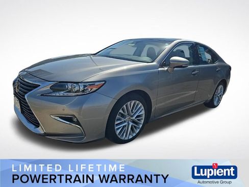 Used 2016 Lexus ES 350 w/ Ultra Luxury Package image 8