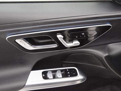 Used 2025 Mercedes-Benz E 350 E 350 image 22