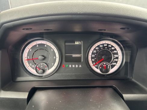 Used 2017 RAM 1500 ST w/ SXT Appearance Group AWD/4WD image 16
