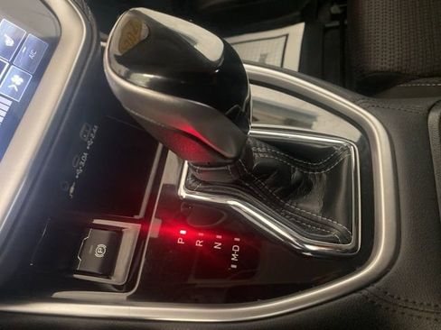 Certified 2024 Subaru Outback Premium image 18