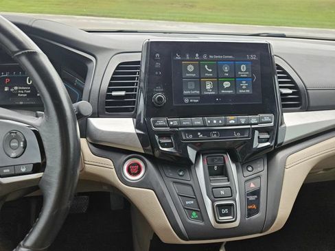 Used 2019 Honda Odyssey EX-L image 17