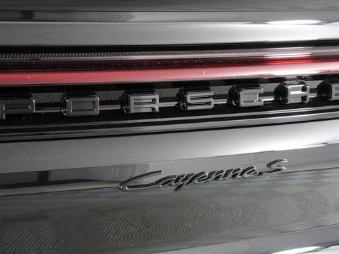 New 2026 Porsche Cayenne S AWD/4WD image 22