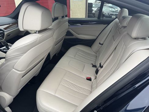 Used 2018 BMW 540i xDrive w/ Premium Package image 24