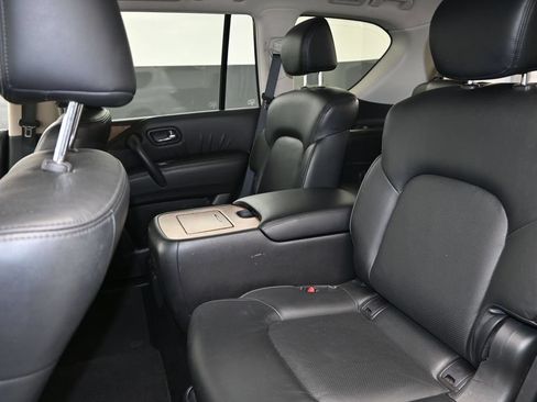Used 2024 Nissan Armada SL w/ Captain's Chairs Package RWD image 13