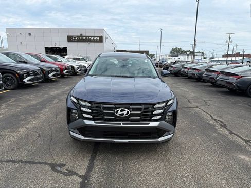 New 2026 Hyundai Tucson SE AWD/4WD image 2