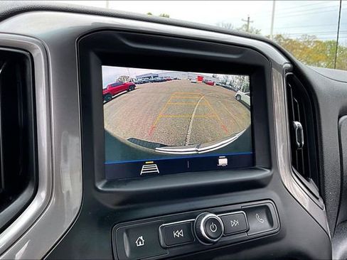 Used 2022 Chevrolet Silverado 1500 Custom w/ Safety Confidence Package image 13