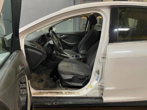 Used 2012 Ford Focus SEL image 21