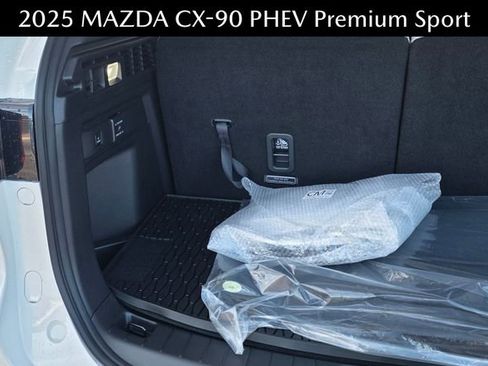 New 2025 MAZDA CX-90 Plug-In Hybrid w/Premium Sport image 9