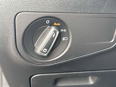 Used 2024 Volkswagen Tiguan SE AWD/4WD image 24