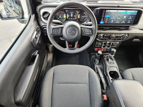 Used 2024 Jeep Wrangler Sport image 13