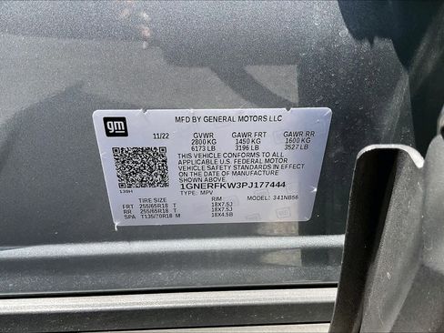 Used 2023 Chevrolet Traverse LS w/ Safety Package image 31