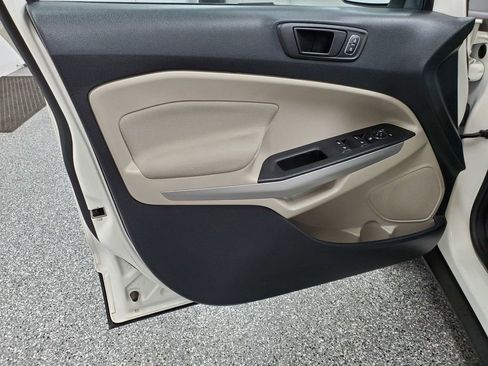 Used 2021 Ford EcoSport S image 12