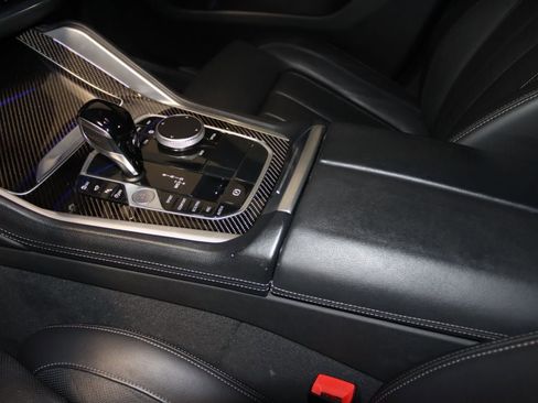Used 2022 BMW X6 M50i image 37