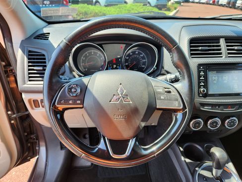 Used 2016 Mitsubishi Outlander Sport SE AWD/4WD image 18