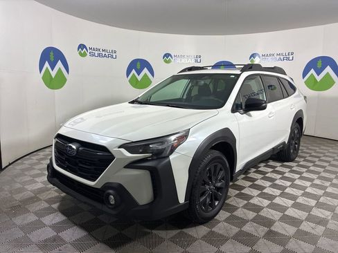Used 2024 Subaru Outback Onyx Edition AWD/4WD image 3