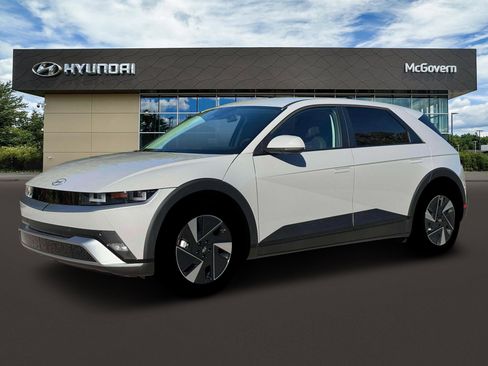 New 2026 Hyundai Ioniq 5 SEL image 2