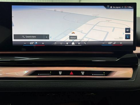 Used 2025 BMW i5 xDrive40 w/ Executive Package AWD/4WD image 21