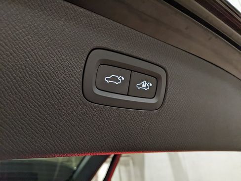 New 2026 Volvo XC90 B6 Plus image 30