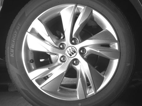 Used 2025 Buick Encore GX Preferred FWD image 15