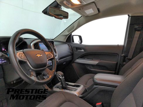 Used 2022 Chevrolet Colorado LT w/ Fleet Safety Package AWD/4WD image 13