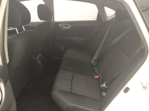 Used 2019 Nissan Sentra SV FWD image 18