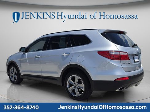 Used 2016 Hyundai Santa Fe SE AWD/4WD image 8