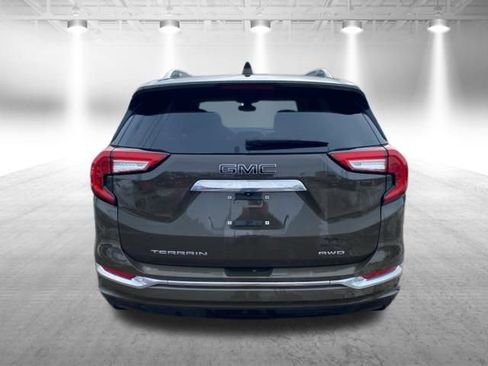 Used 2023 GMC Terrain Denali image 11