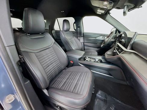 New 2026 Ford Explorer ST-Line w/ ST-Line Street Pack image 30