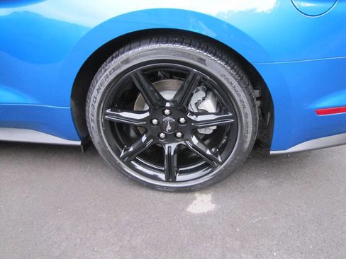 Used 2020 Ford Mustang Convertible w/ Equipment Group 101A image 32