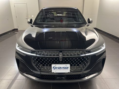 Used 2025 Lincoln Nautilus Premier w/ Equipment Group 102A image 2