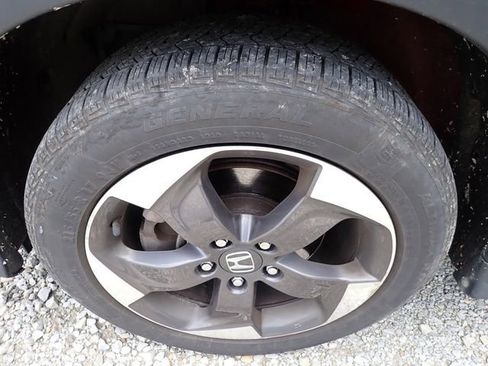 Used 2018 Honda HR-V EX image 9