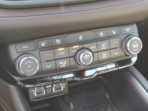 New 2026 Dodge Durango GT image 9